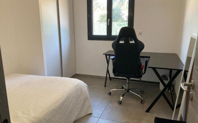 Villa 8 personnes et possibilité location voiture