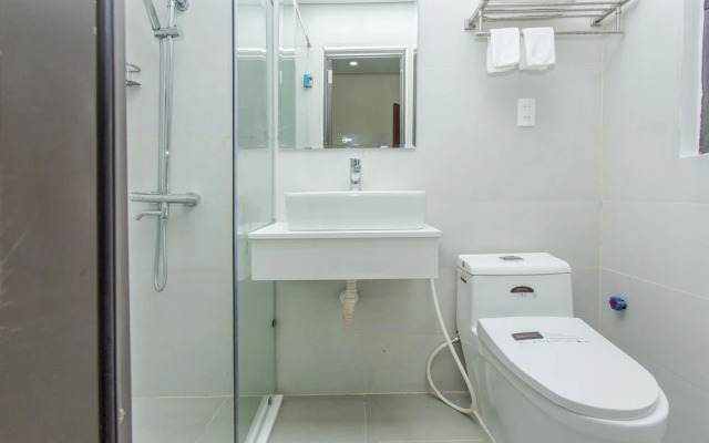 OYO 1048 Marina Apartment