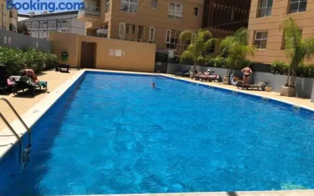 Westone Suite710-hosted by Sweetstay