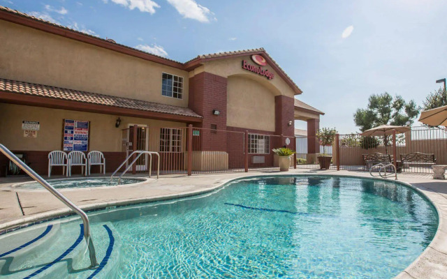 Econo Lodge Fontana