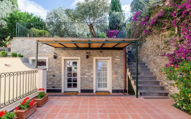 Wonderful Villa In Mulinetti