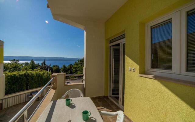 Apartments Emil Zora