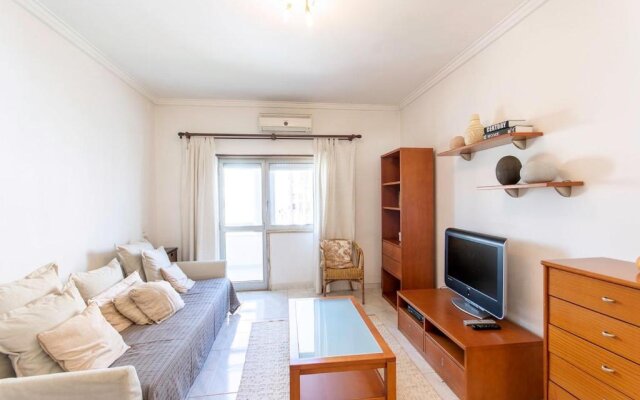 Cozy Peaceful apartment in Almada by Innkeeper