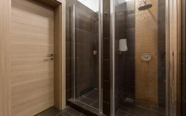 E14 Design Hostel