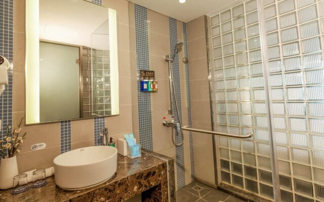 Holiday Inn Express Chifeng Hongshan by IHG