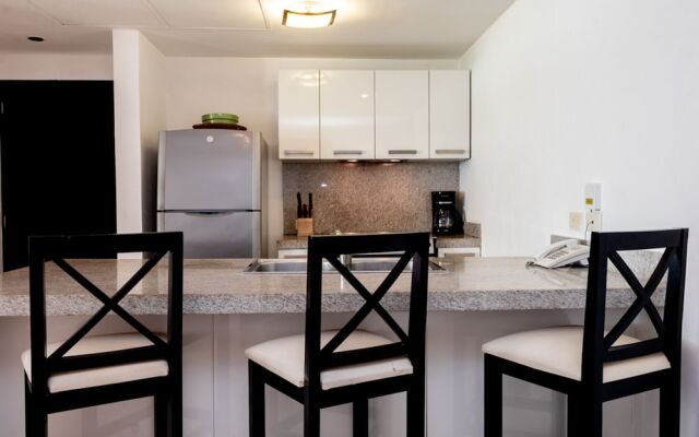 Elements Garden House 2 2 Bedroom Condo by RedAwning