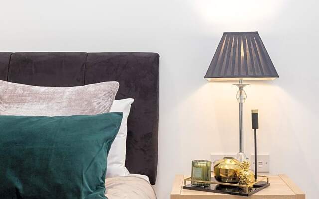 Lexicon Book House Apartments