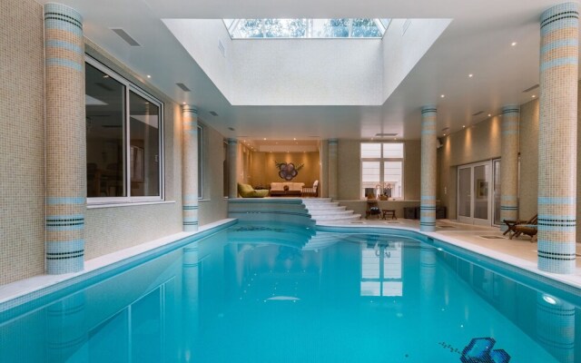 Beautiful Villa in Attica With Sauna