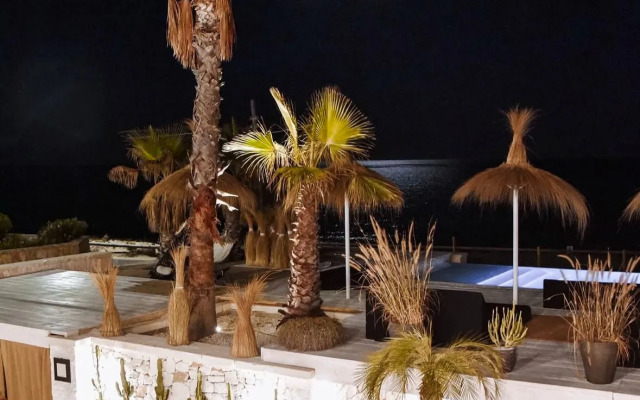 Playa Paraiso Beach Resort