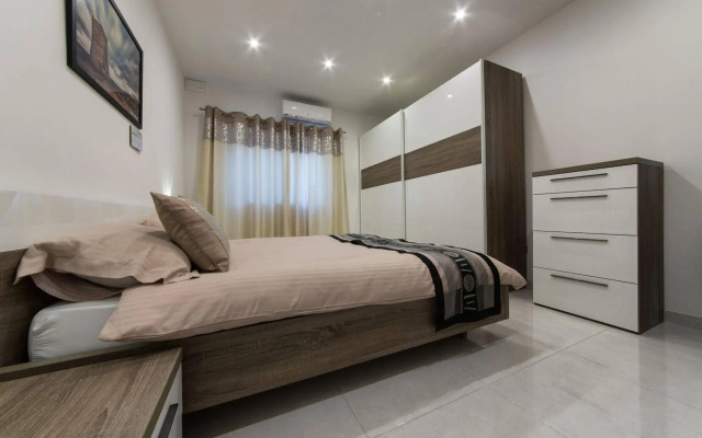 Country view luxury apartment