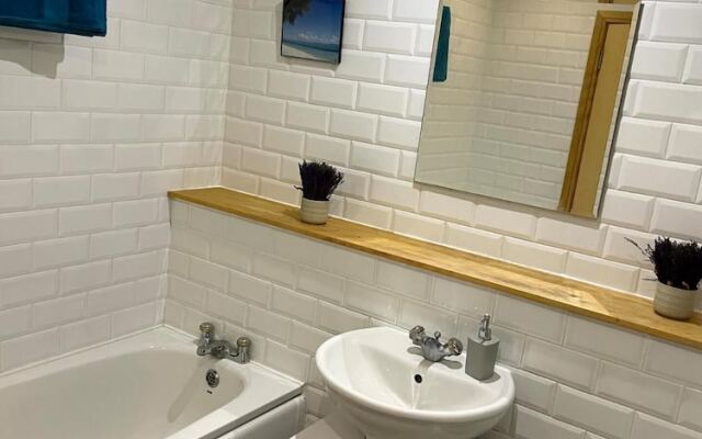 Contemporary 2 Bedroom Flat in Glasgow City Centre