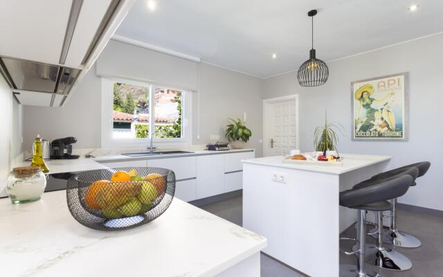 Home2Book Design Asian Sabina, Heated Pool & View