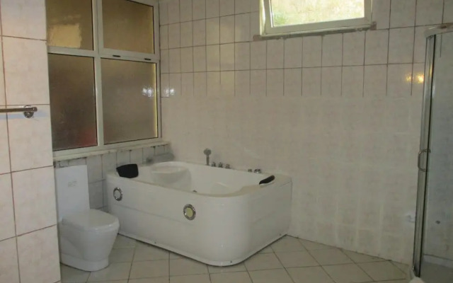 Asham Africa Hotel and Resort