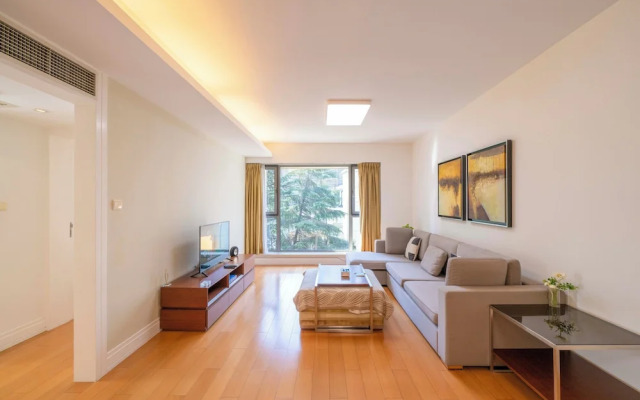 Tyms Cozy 2BR 1BA Apt Xuhui Metro