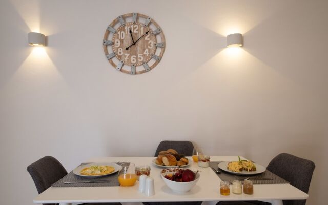 Santoterra Antigua Suites
