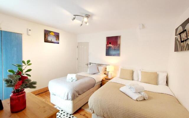Alexandra Villa- Perfect For Longer Stays!!