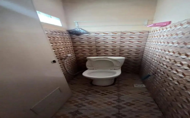 OYO 93668 Buah Batu Guest House