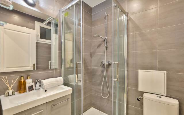 24 - Luxury Parisian Home Montorgueil