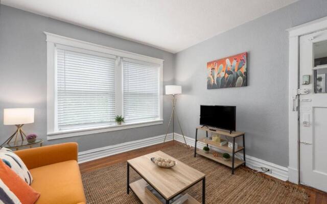 Charming & Historic 1br