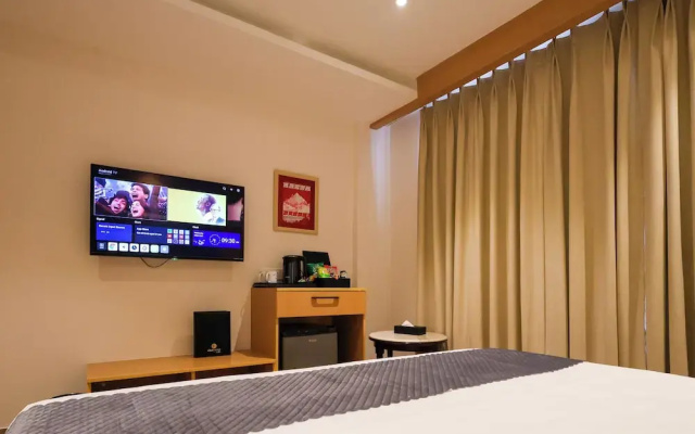 Click Hotel Bhuntar,Kullu-Bhuntar Airport
