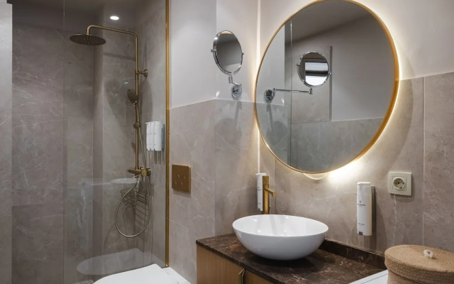 Num Suites & Lofts Athens