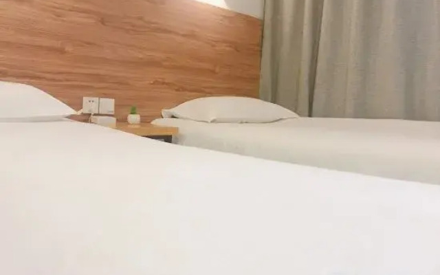 Huyuan Hotel
