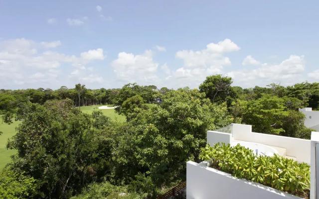 Bahia Principe Vacation Rentals-Green 3-Two-Bedroom Villas