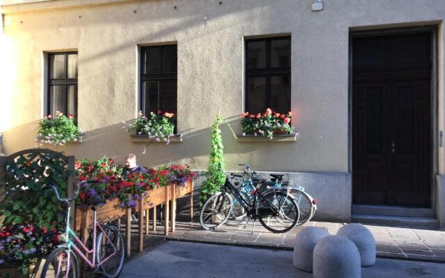 Forum Apartment I And II