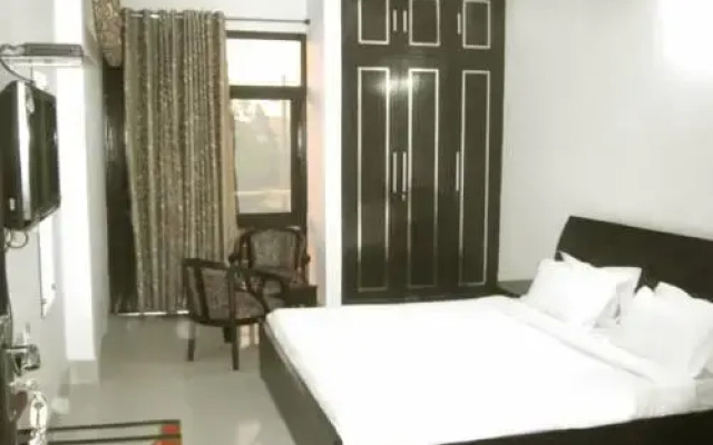 Khushi Inn Bed & Breakfast