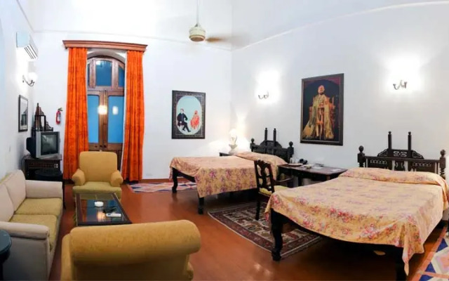 Baradari Palace