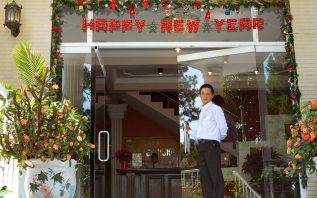 Nguyen Hung Hotel