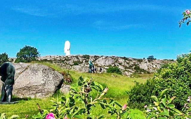 6 Person Holiday Home in Kyrkesund