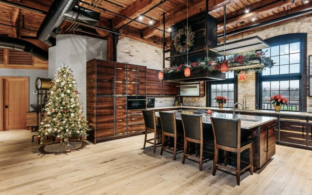 Exquisite 3BDR Penthouse in Downtown TC