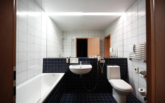 Navalis Hotel