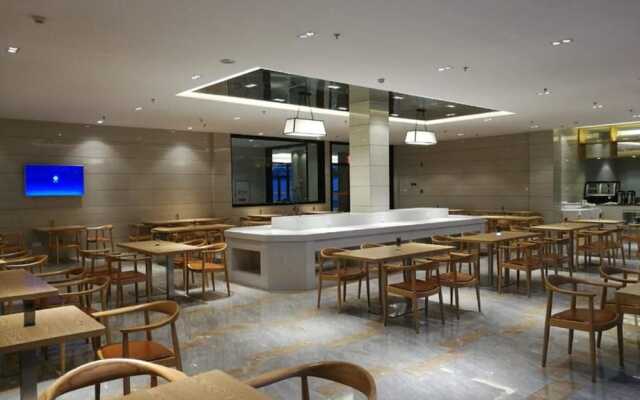 Coloho Hotel