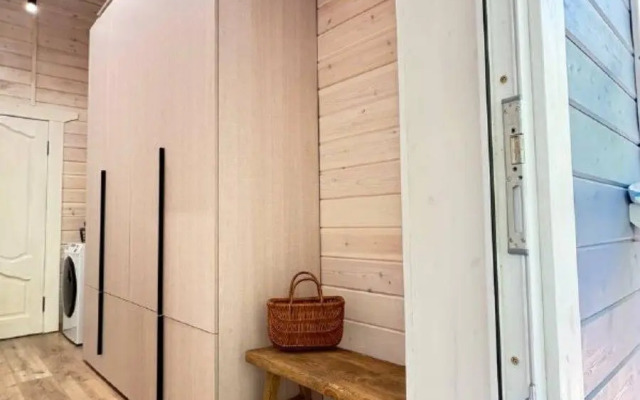 Sunny Home Дом на ул. Мира 32 (Санни Хоум)