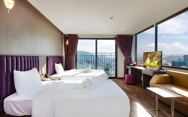 V Hotel Nha Trang