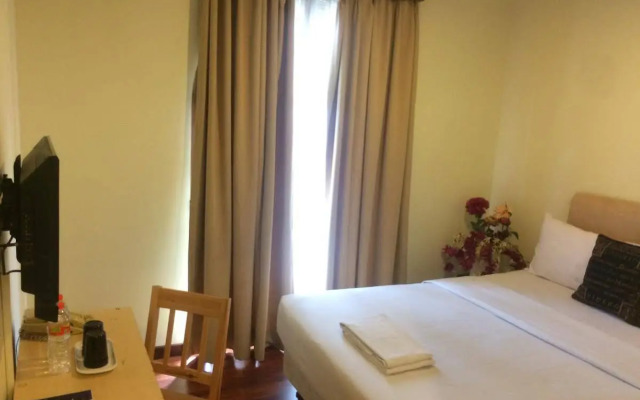 Arimbi Pejaten Suites