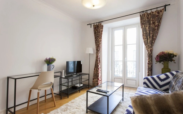 Santa Justa Suite by Homing