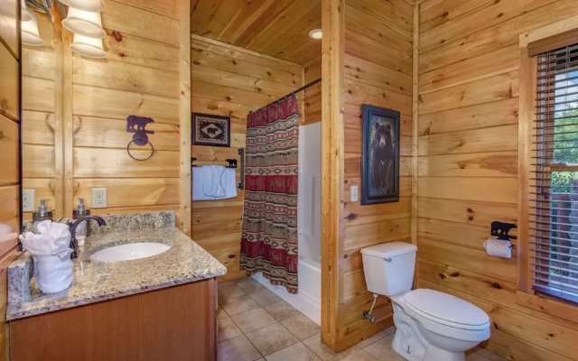 Dancing Bear Lodge
