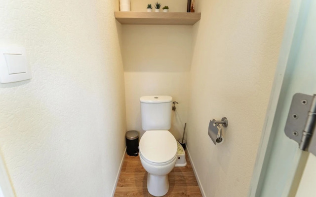 Serene Forest Stay With Comfort