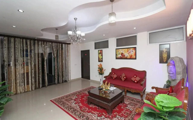 Kehar Palace by OYO Rooms