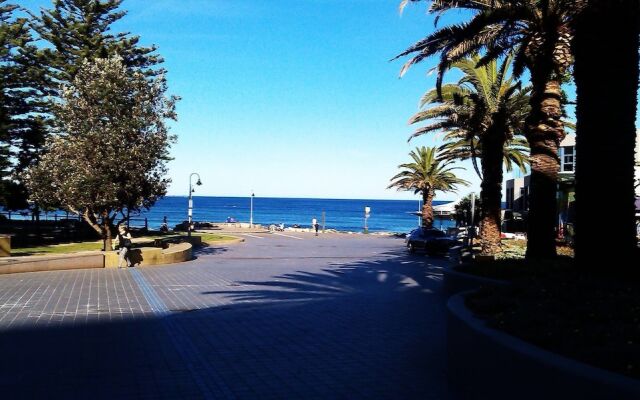 Cronulla Beach Backpackers