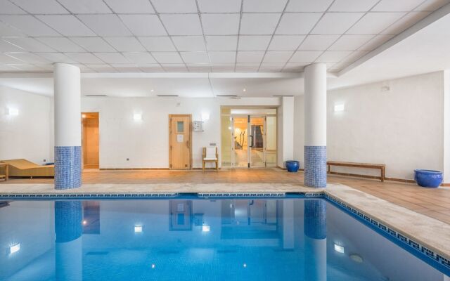 FA-Fab 2 bedroom apt in and outdoor pool