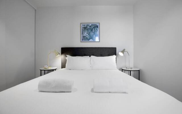 Wow Apartment In Boxhill Central Near Hospital