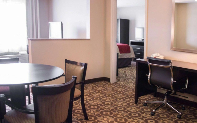 Comfort Inn & Suites Trussville I-59 exit 141