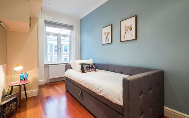 The Kensington Gardens - Modern & Bright 2BDR Flat