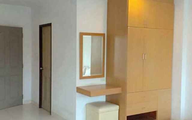 Sena House Paholyothin 30