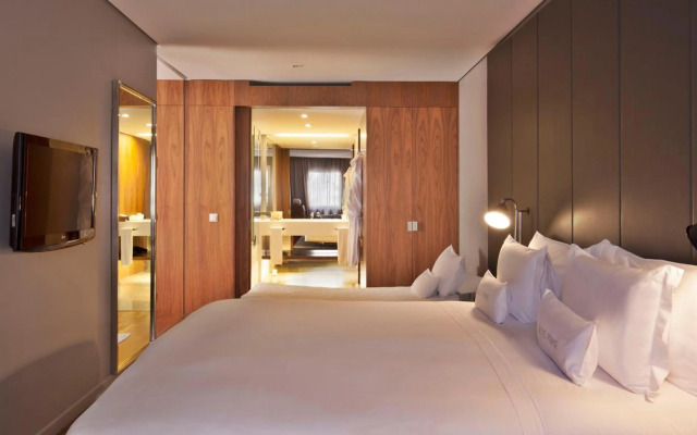 Westminster Dubai Mall