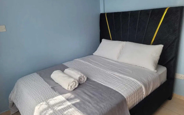 Lux Suites Bayloft Apartments Homabay